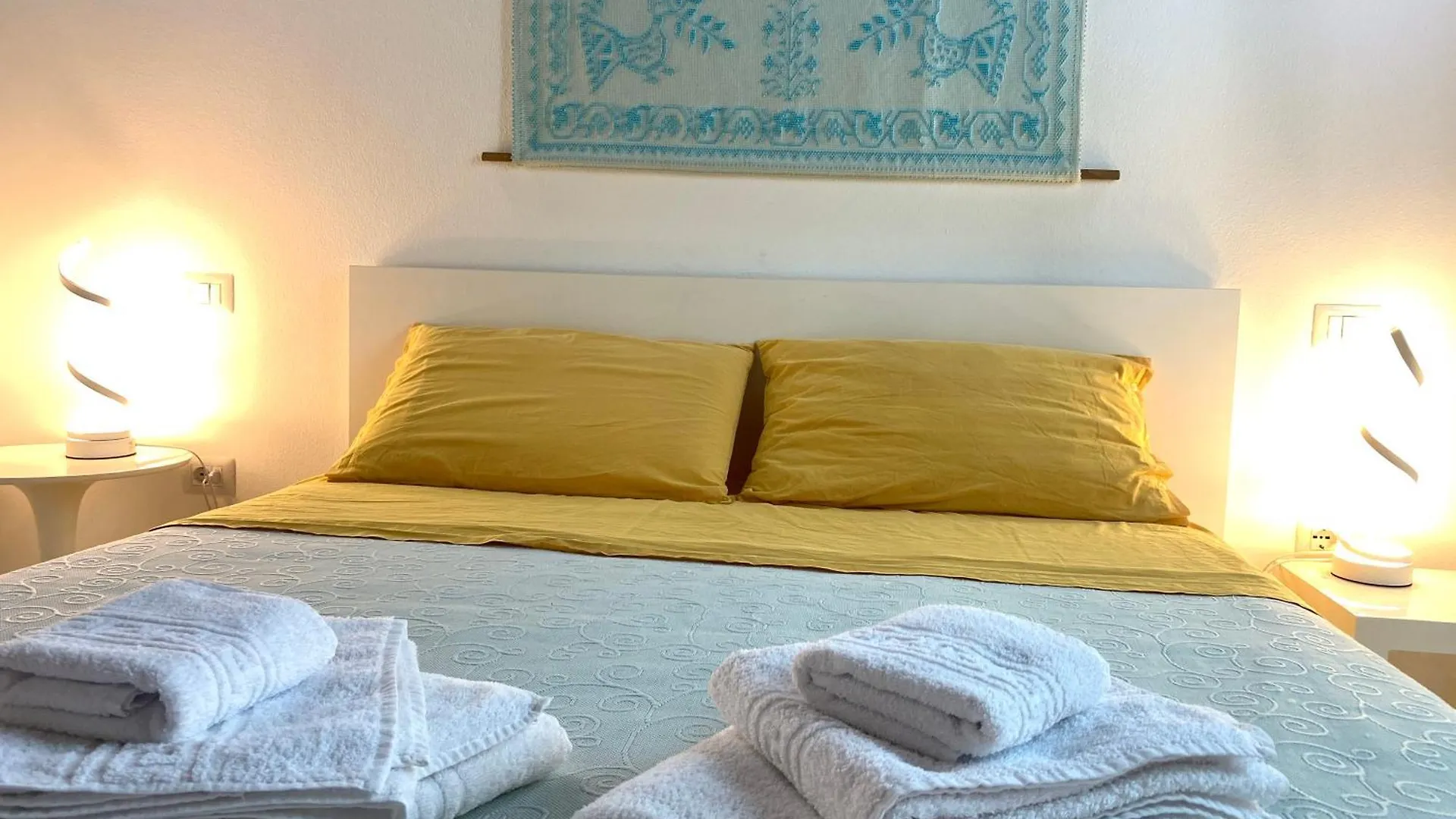 Casa Giunicchi, Un Gioiello Fronte Mare Villa Portoscuso Holiday home